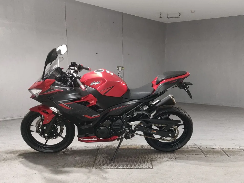 Kawasaki Ninja 400 из Японии, фото 2