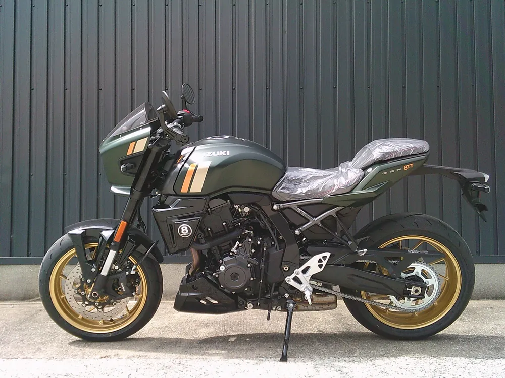 Suzuki Gsx-8T из Японии, фото 2
