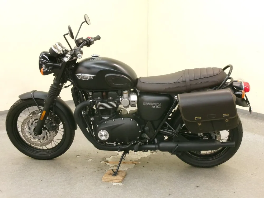 Triumph Bonneville T120 Black из Японии, фото 6