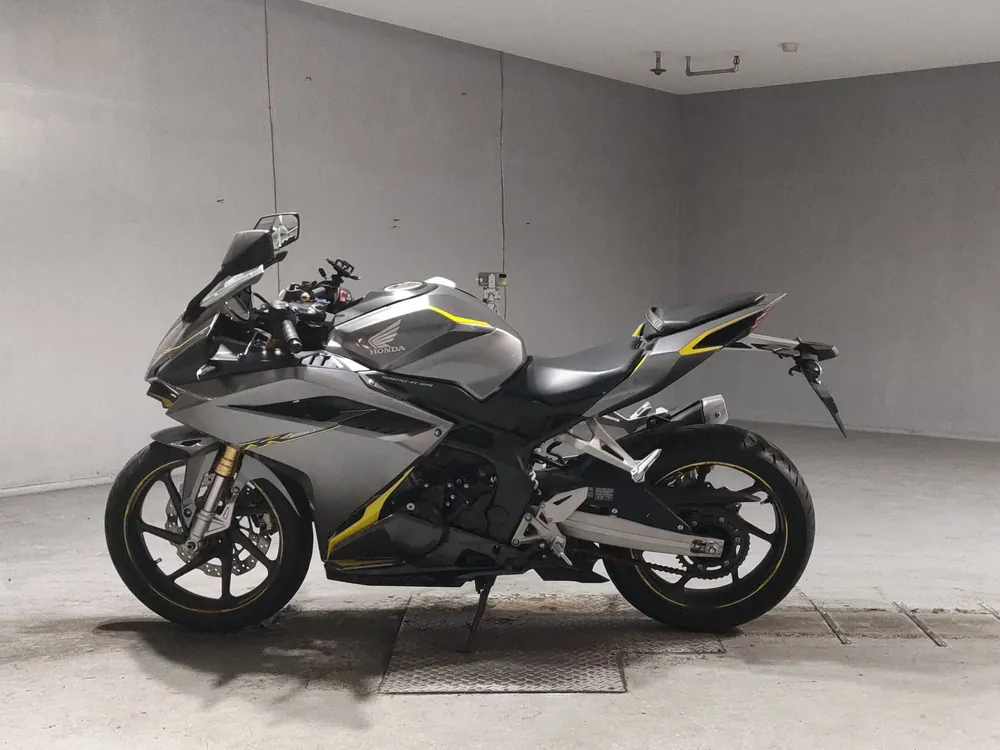 Honda CBR250RR из Японии, фото 2