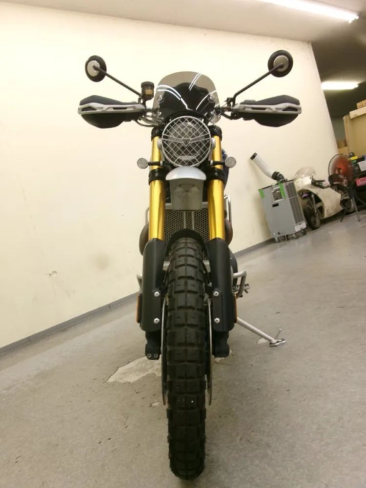 Triumph Scrambler 1200 XE из Японии, фото 8