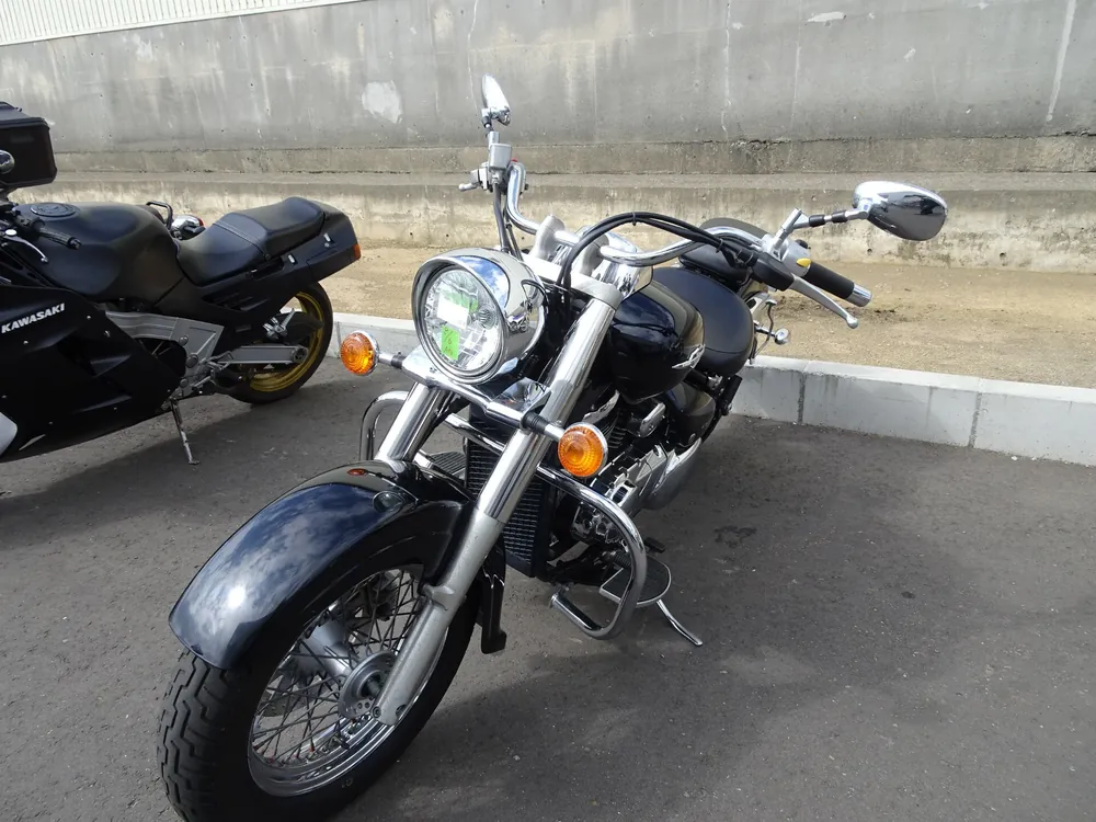 Suzuki Intruder 400 Classic из Японии, фото 4