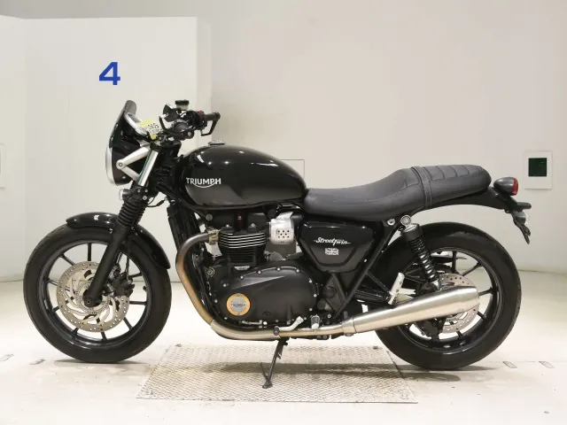 Triumph Triumph Street Twin из Японии, фото 2
