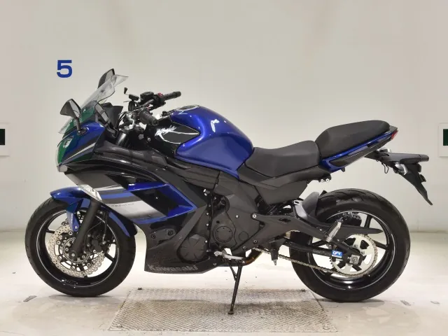 Kawasaki Ninja 400 из Японии, фото 2