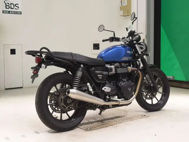 Triumph Triumph Street Twin из Японии, фото 5
