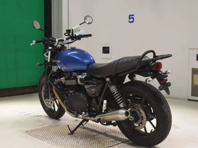 Triumph Triumph Street Twin из Японии, фото 6