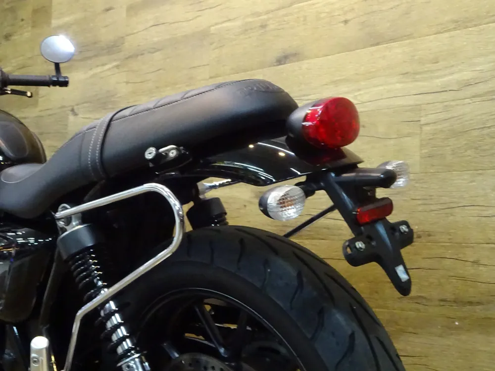 Triumph Triumph Street Twin из Японии, фото 8