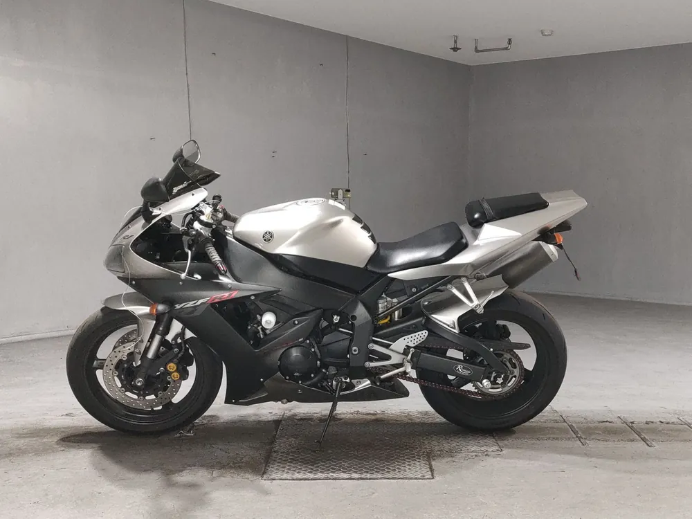 Yamaha YZF-R1 из Японии, фото 2