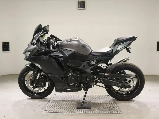 Kawasaki ZX-4R SE из Японии, фото 2