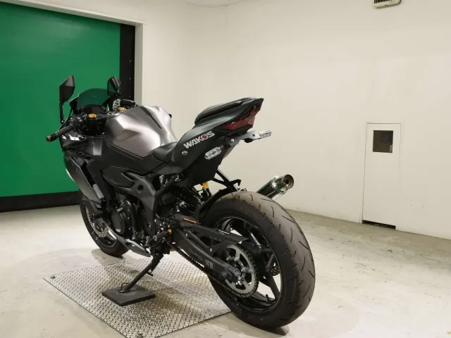 Kawasaki ZX-4R SE из Японии, фото 6