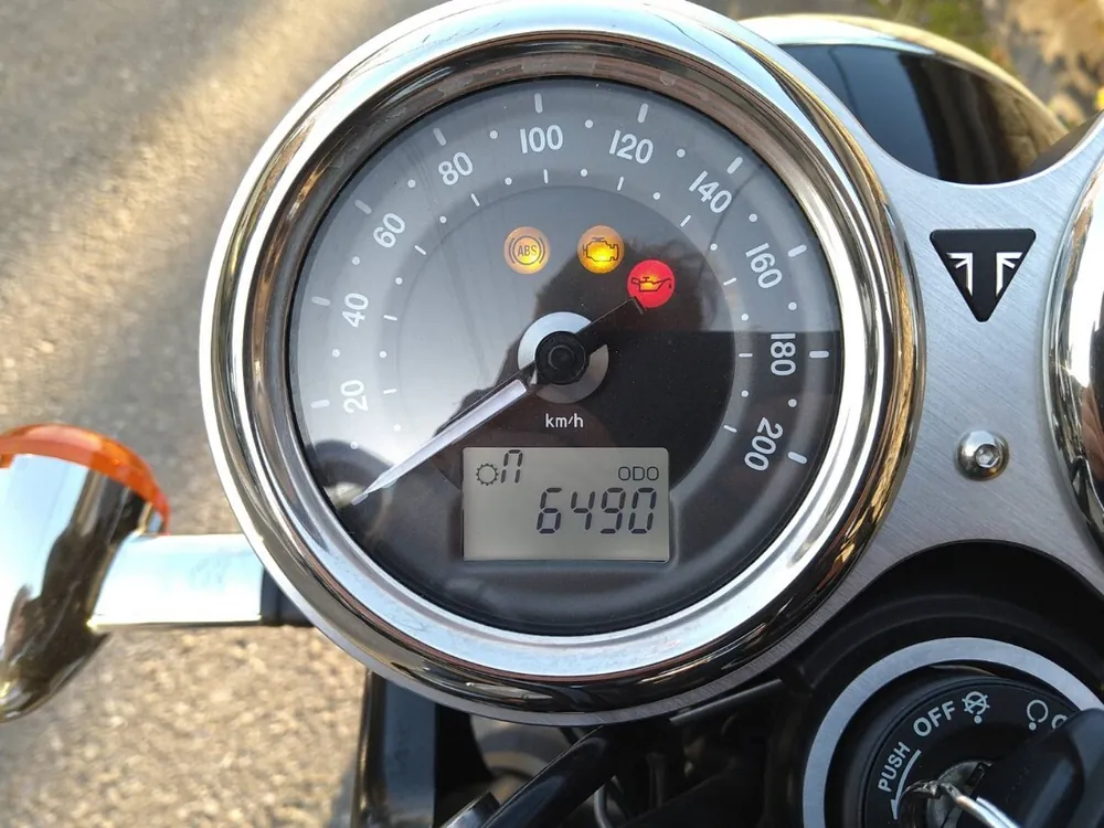 Triumph T120 Bonneville из Японии, фото 4