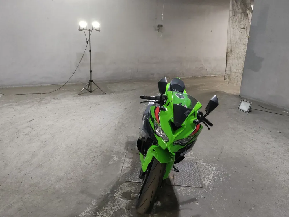 Kawasaki ZX-4R SE из Японии, фото 3