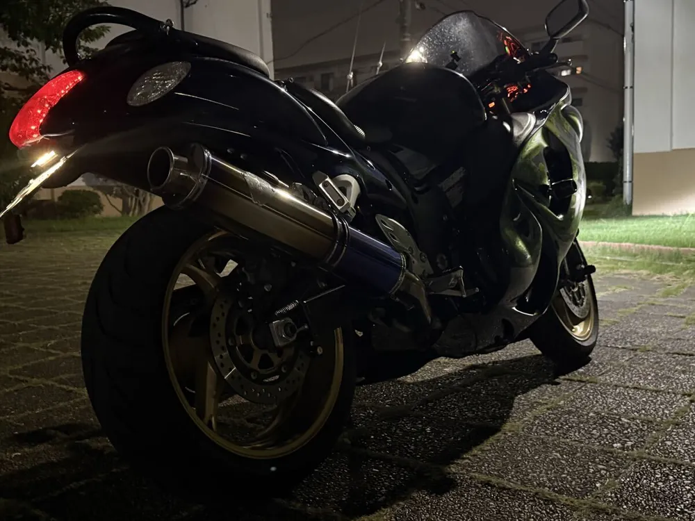 Suzuki GSX1300R из Японии, фото 8