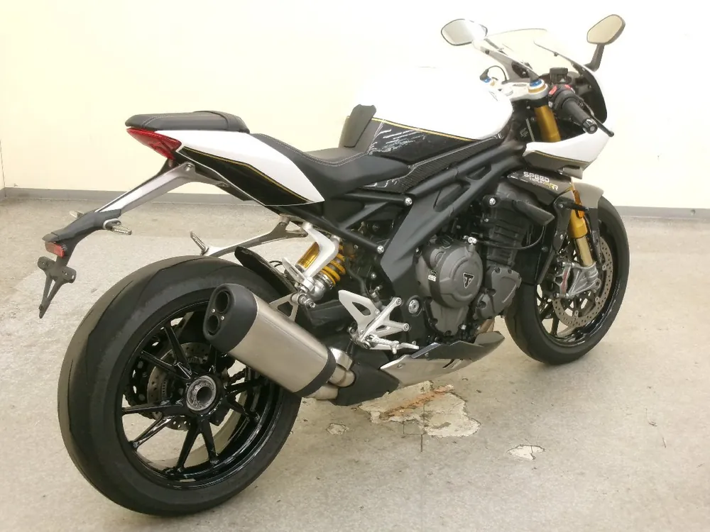 Triumph Speed Triple 1200 RR из Японии, фото 3