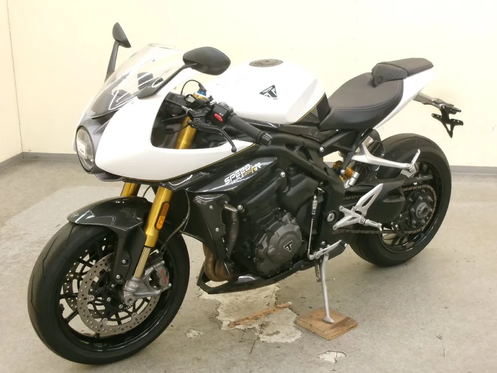 Triumph Speed Triple 1200 RR из Японии, фото 4