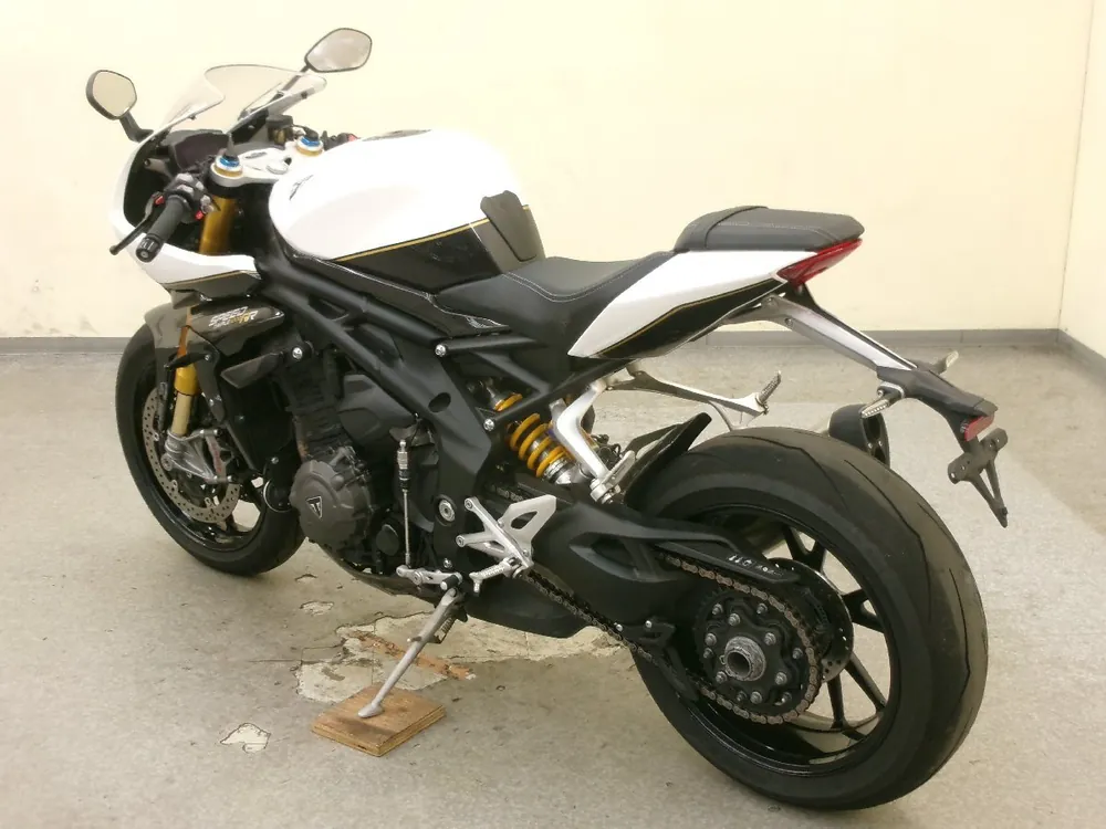 Triumph Speed Triple 1200 RR из Японии, фото 7