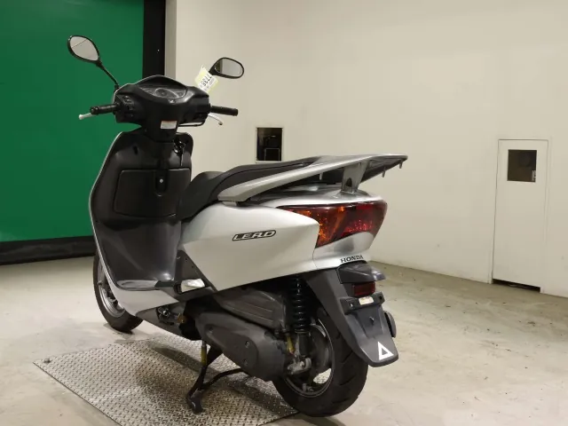 Honda Lead 110 из Японии, фото 6