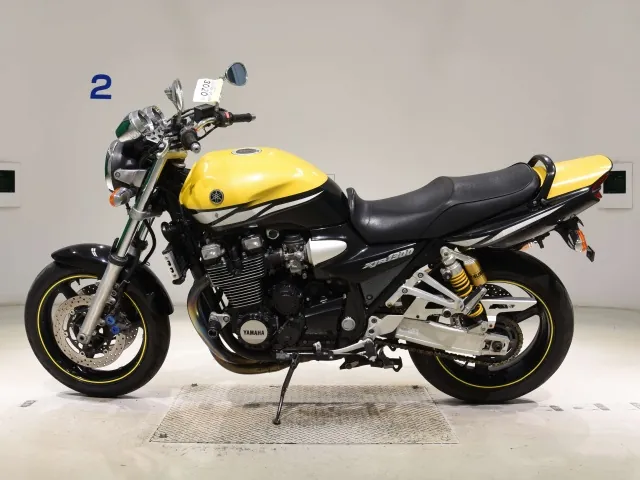 Yamaha XJR1300 из Японии, фото 2