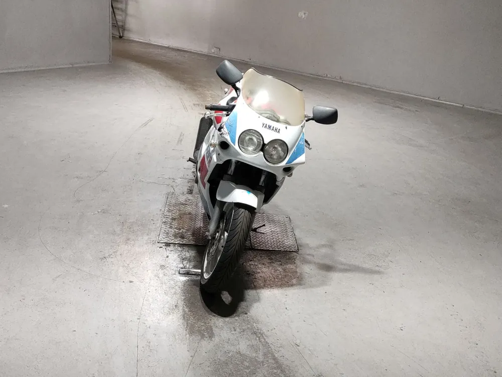 Yamaha FZR250R из Японии, фото 3