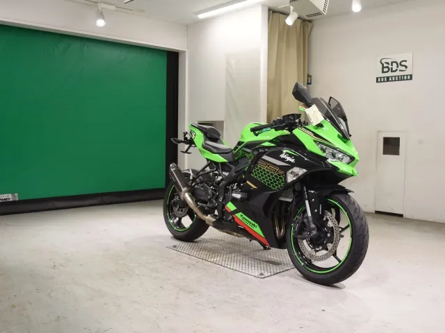 Kawasaki Ninja ZX-25R из Японии, фото 3