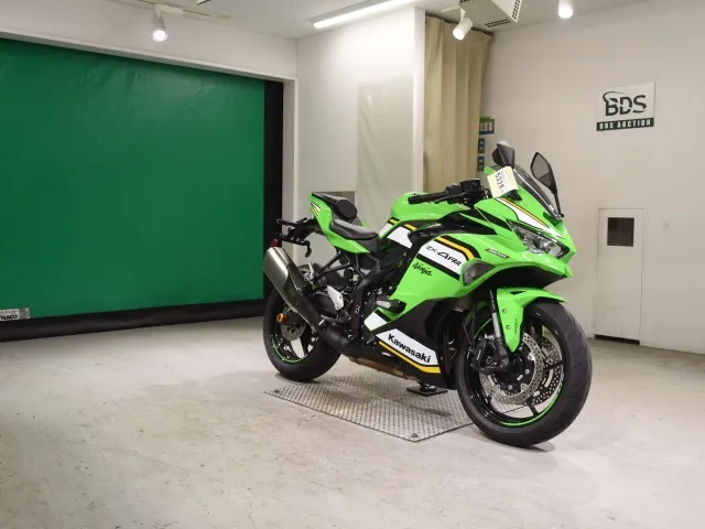 Kawasaki ZX-4R SE из Японии, фото 3