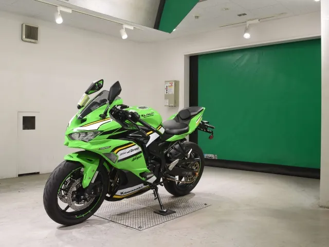 Kawasaki ZX-4R SE из Японии, фото 4