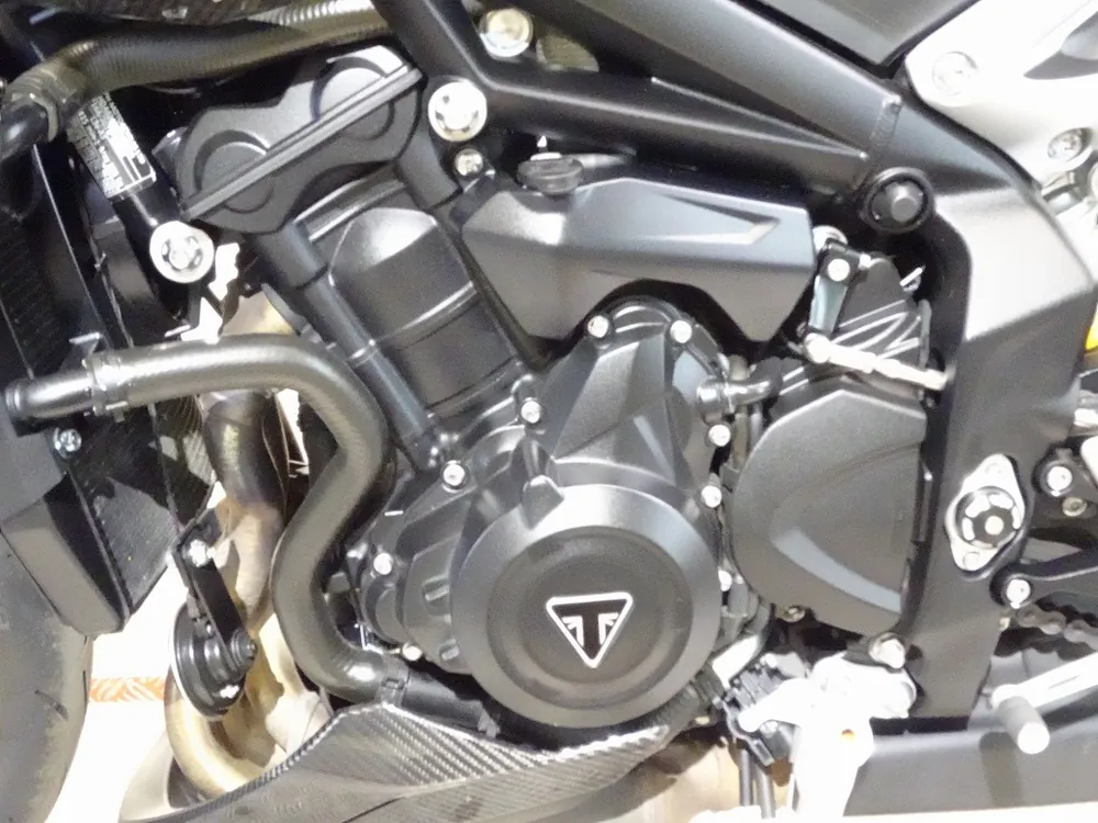 Triumph Street Triple 765 Moto2 Edition из Японии, фото 7