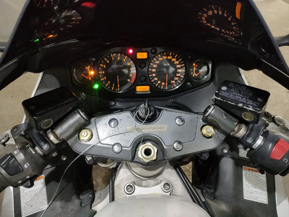 Suzuki GSX1300R из Японии, фото 5