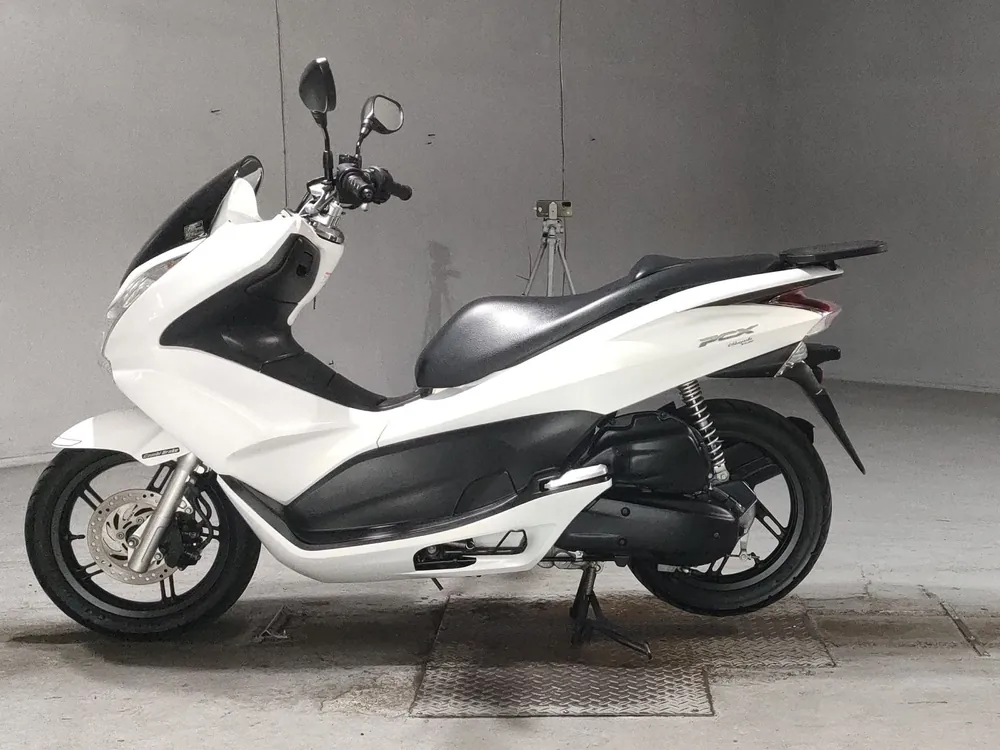 Honda PCX JF28 из Японии, фото 2