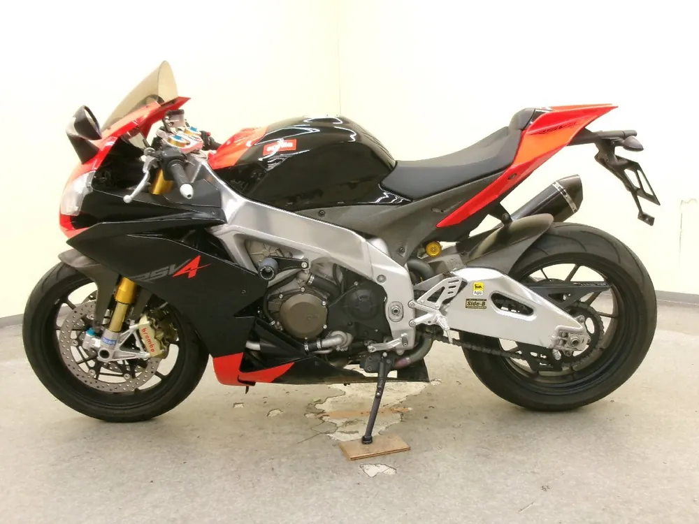 Aprilia RSV4 Factory из Японии, фото 6