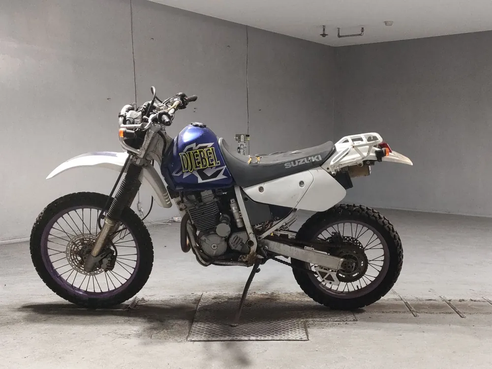 Suzuki DR250R из Японии, фото 2