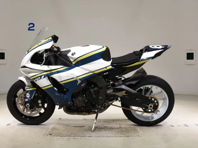 Yamaha YZF-R1 из Японии, фото 2