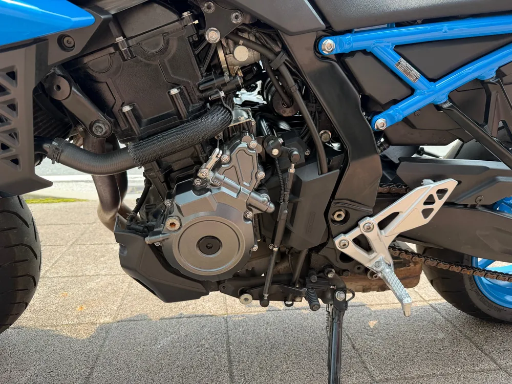 Suzuki Gsx-8T из Японии, фото 12