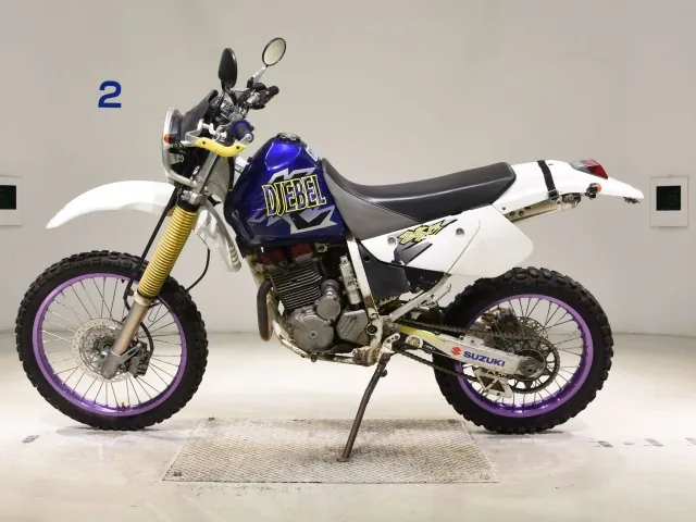Suzuki DR250R из Японии, фото 2