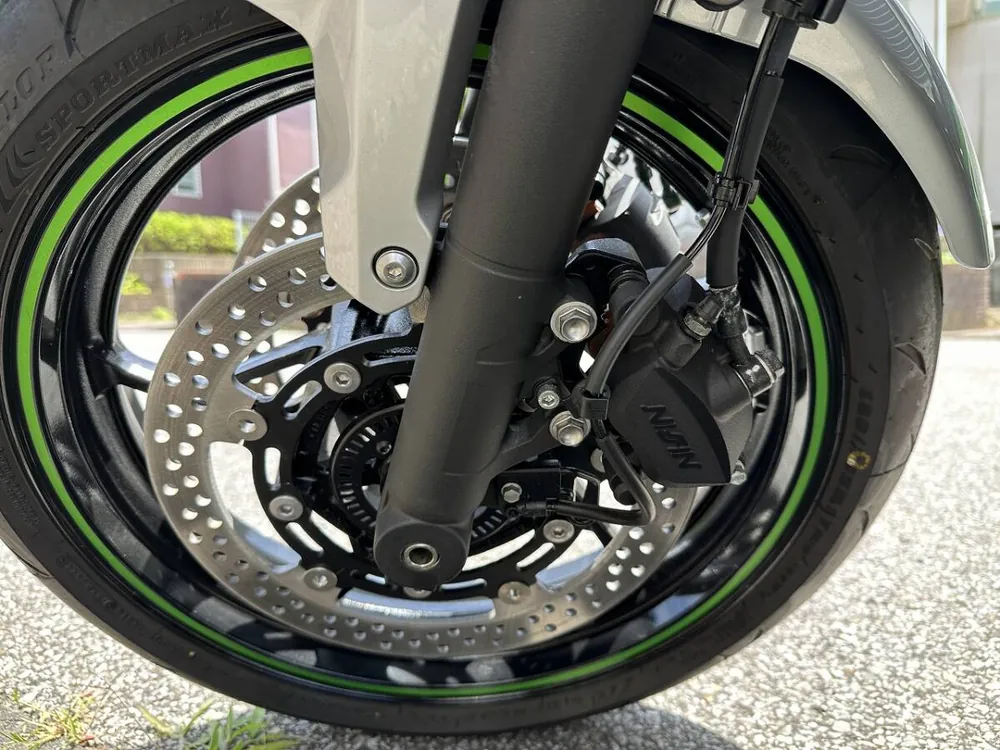 Kawasaki Z7 Hybrid из Японии, фото 9