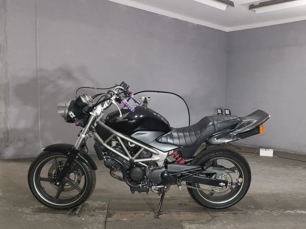 Honda VTR250 MC33 из Японии, фото 2