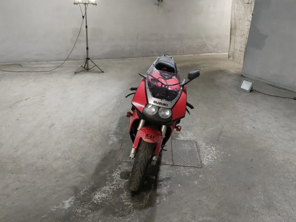 Suzuki GSX-R400R из Японии, фото 3