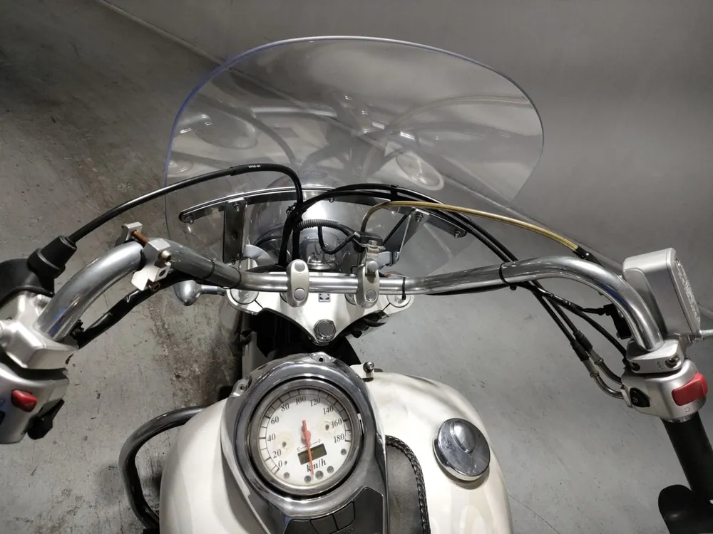 Suzuki Intruder 400 Classic из Японии, фото 5