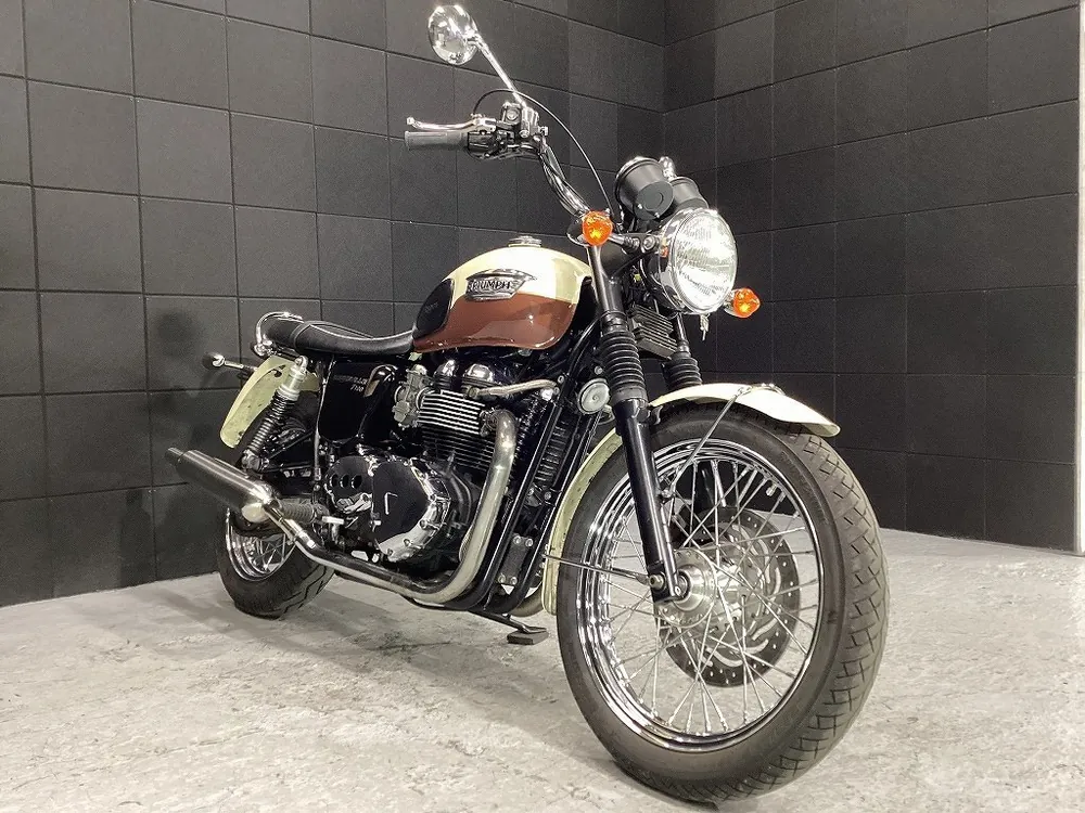 Triumph Bonneville T100 из Японии, фото 4