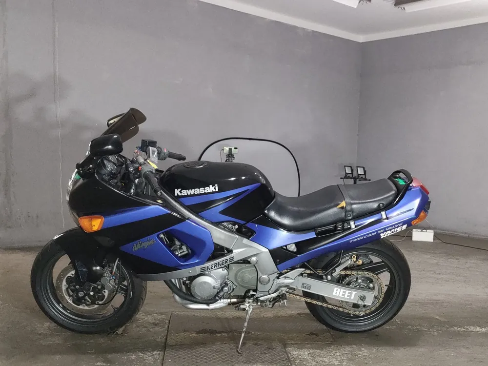 Kawasaki ZZR400 из Японии, фото 2