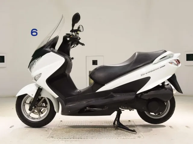 Suzuki Burgman 200 из Японии, фото 2