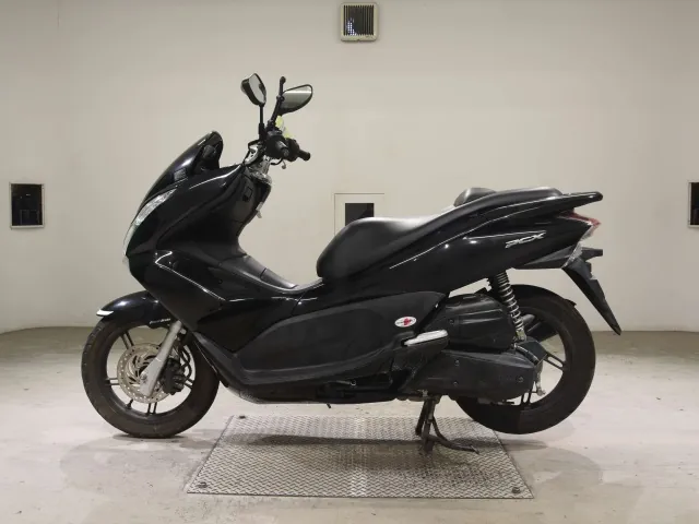 Honda PCX JF28 из Японии, фото 2