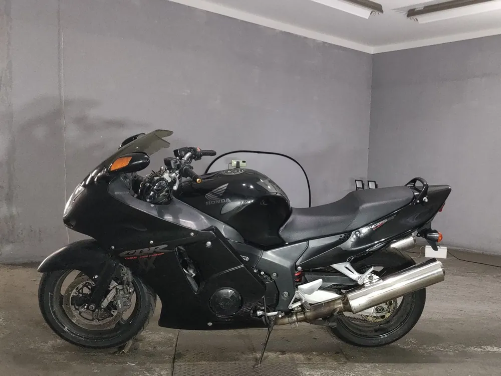 Honda CBR1100XX SC35 из Японии, фото 2