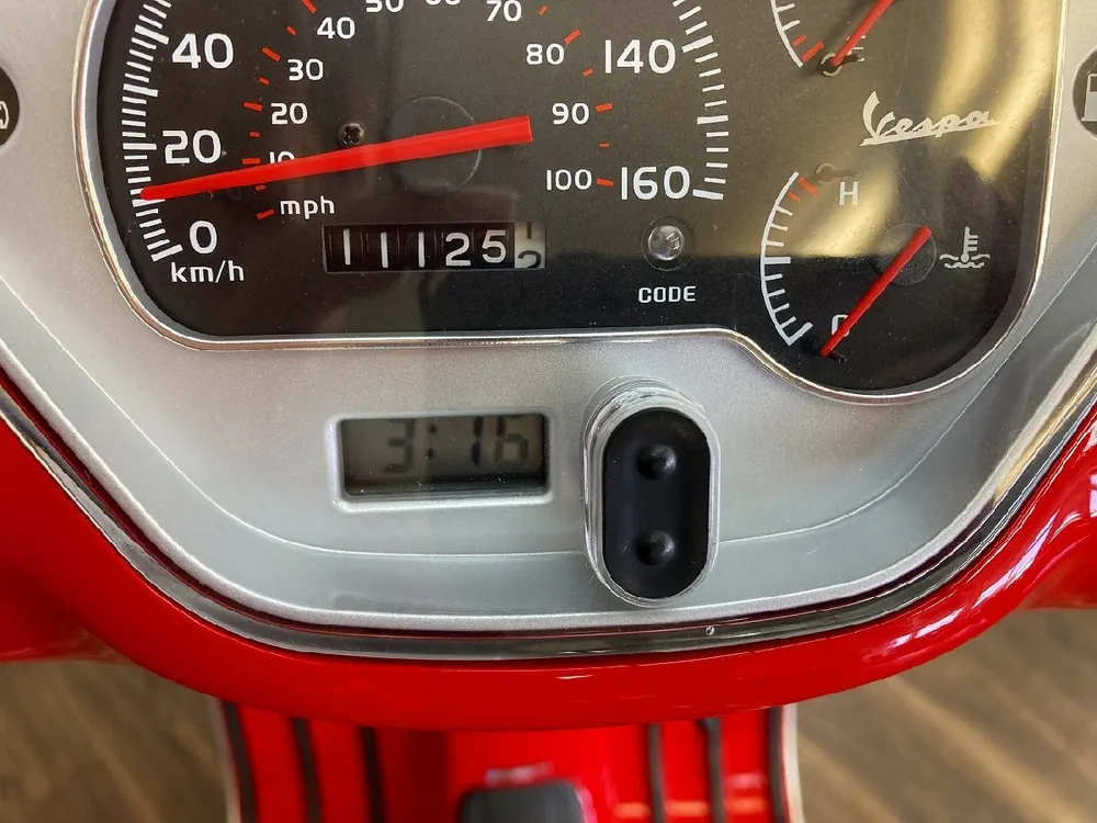 Vespa GTS300ie из Японии, фото 8