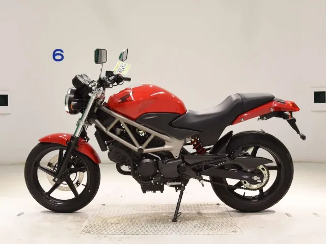 Honda VTR250 MC33 из Японии, фото 2