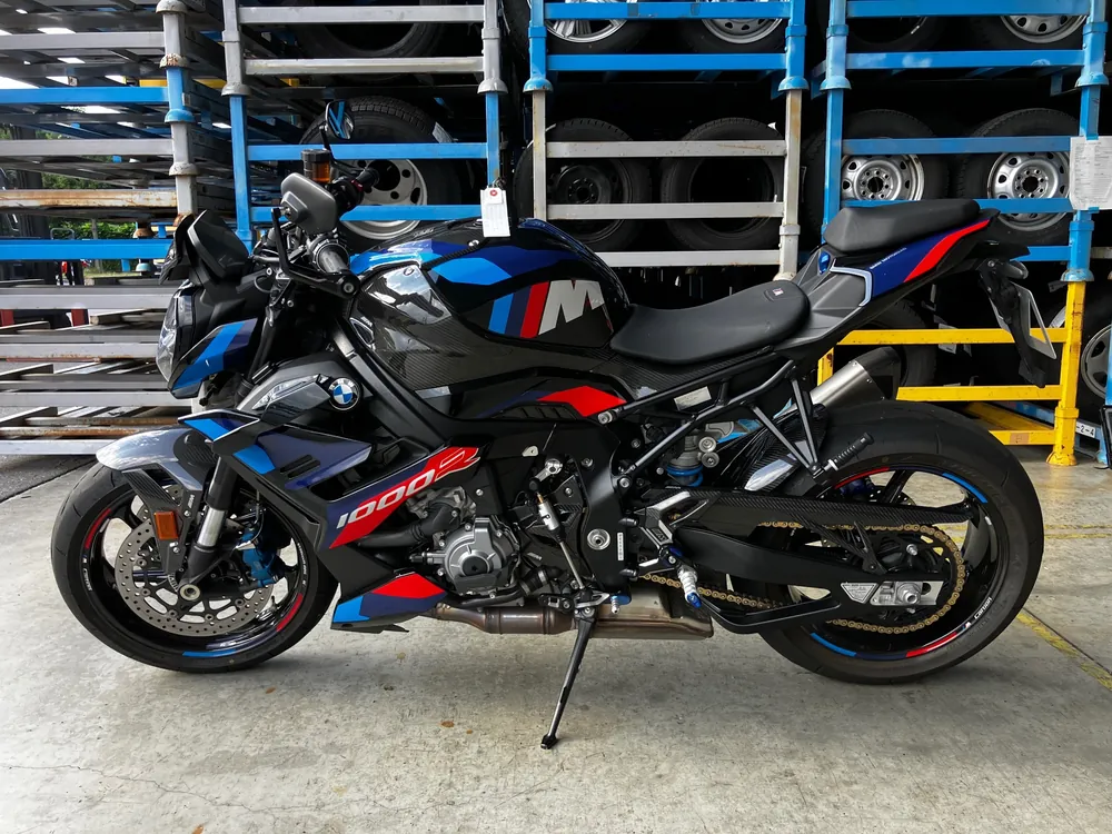 BMW Bmw M1000R из Японии, фото 2