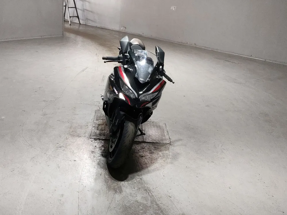 Kawasaki Ninja ZX-25R из Японии, фото 3