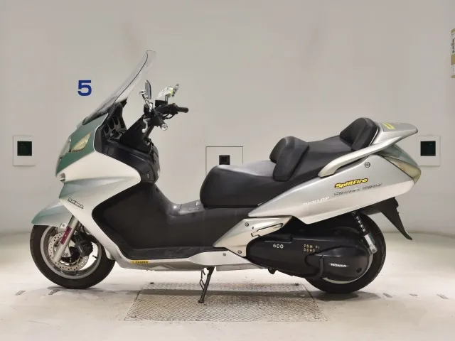 Honda Silver Wing 600 из Японии, фото 2