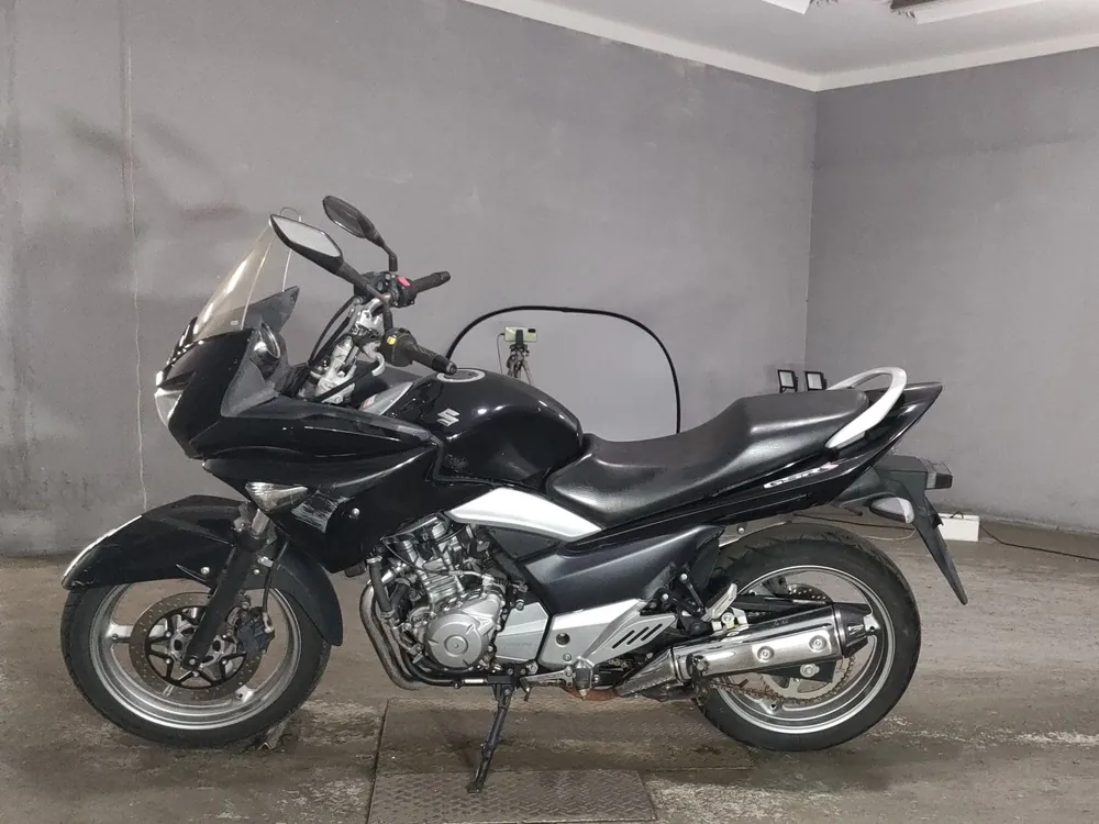 Suzuki GSR250S из Японии, фото 2