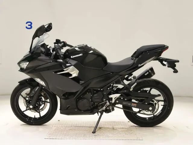 Kawasaki Ninja 400 из Японии, фото 2